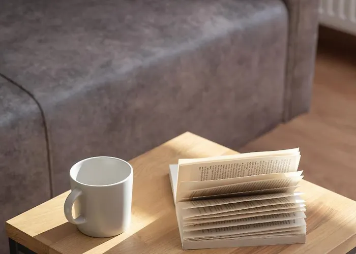 1-bedroom With Parking & Balcony By Renters 아파트 브로츠와프